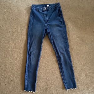 Forever 21: High waisted blue jeans